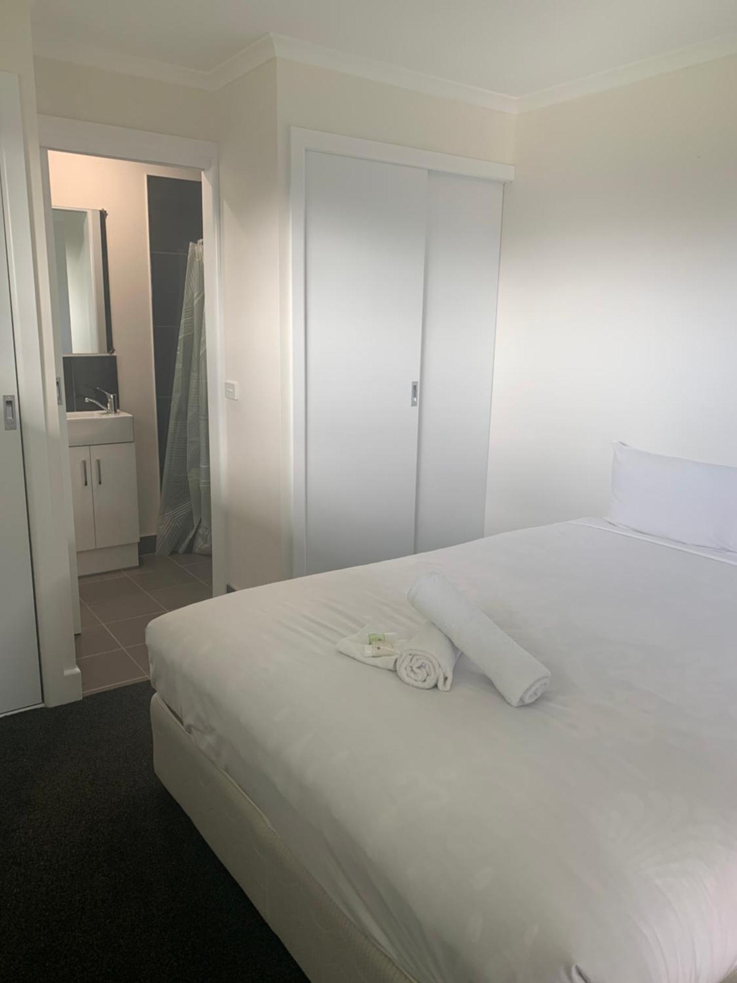 Otway Caravan & Park * Colac
